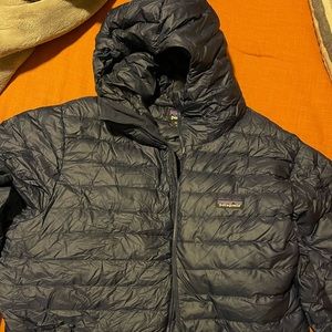 M’s down Patagonia jacket - Navy.